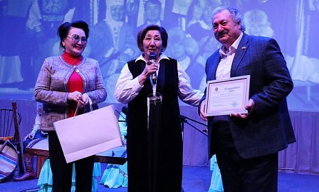 Творчество сближает народы